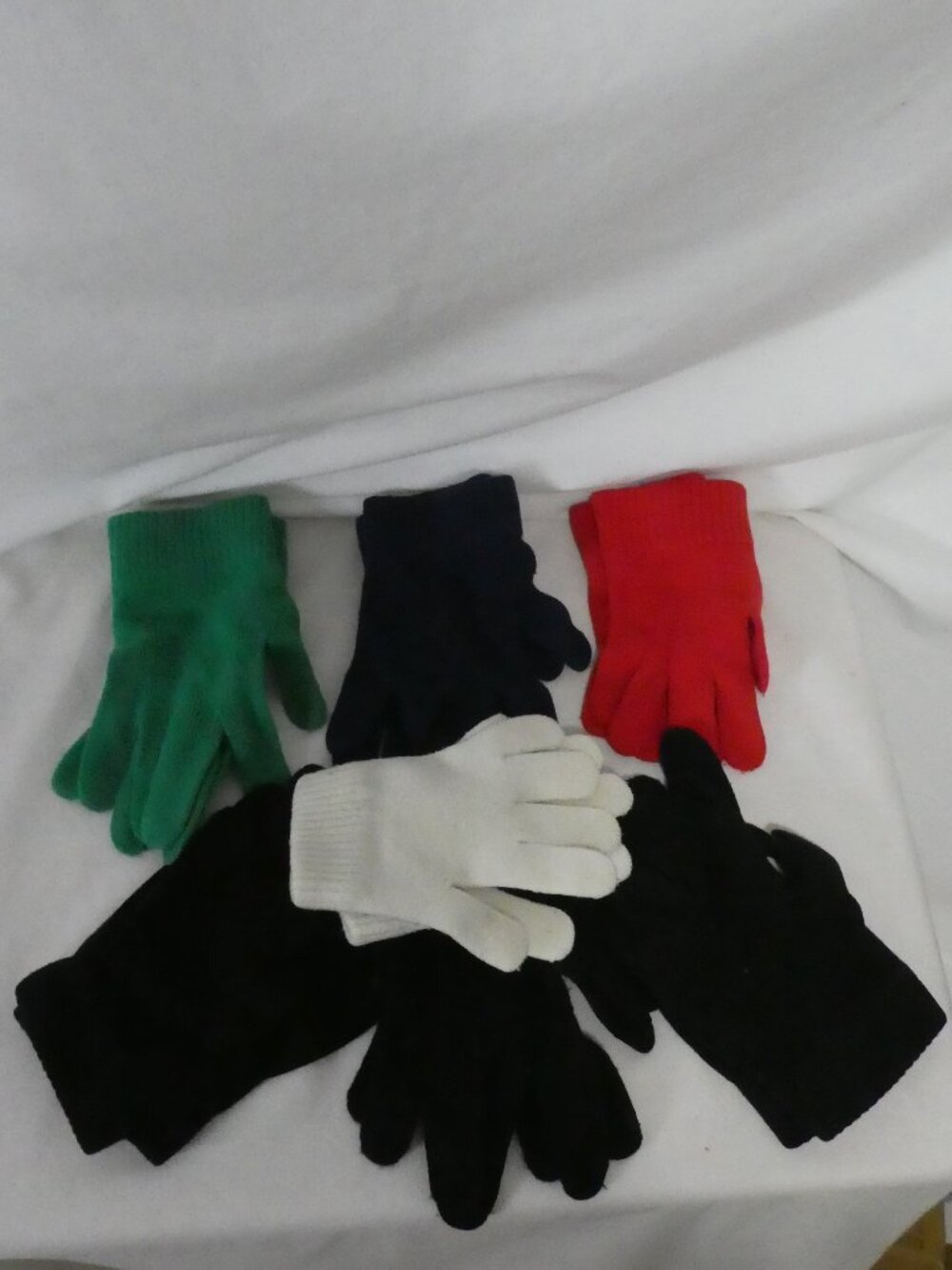Bundle 7 Pairs Solid Color Knit Gloves Red Black White Green & 3 Odd Knit Gloves